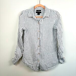 Tahari 100% Linen Striped Mother of Pearl Button-Up